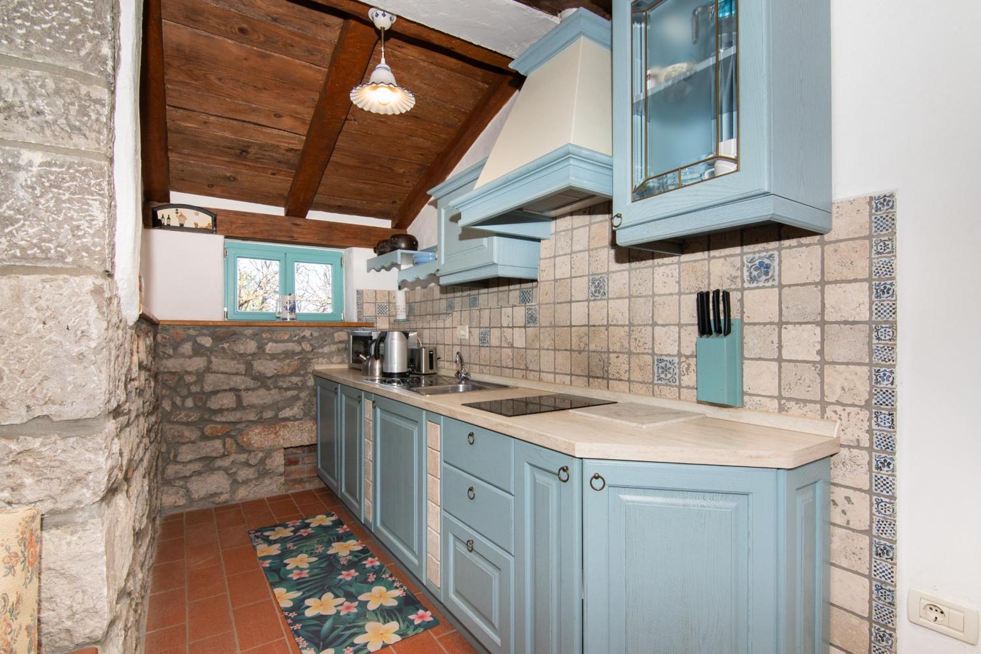 Apartments Valentinus 1800 Sežana エクステリア 写真