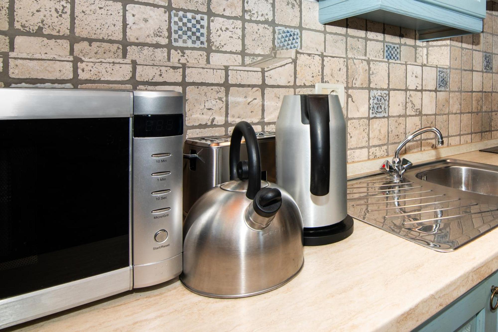 Apartments Valentinus 1800 Sežana エクステリア 写真